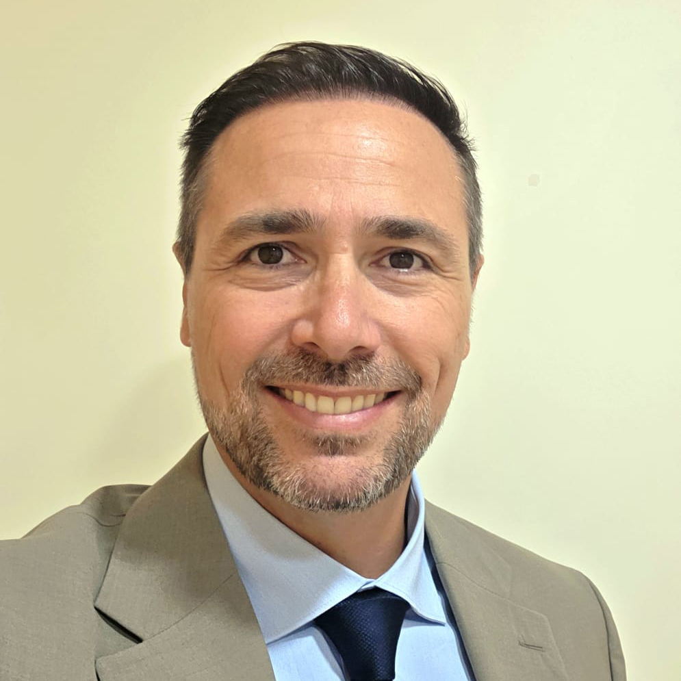 Dr. Fabrizio Moschella Guajardo
